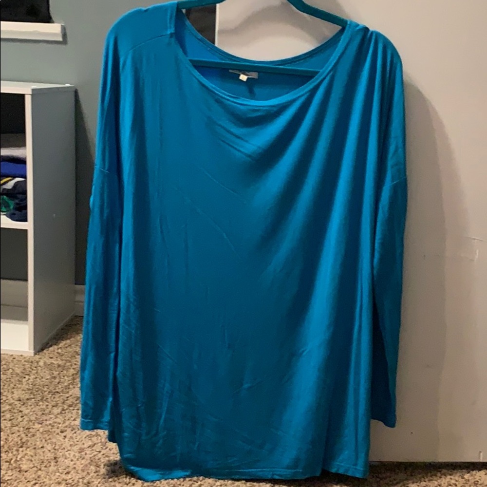 Bright teal pico shirt